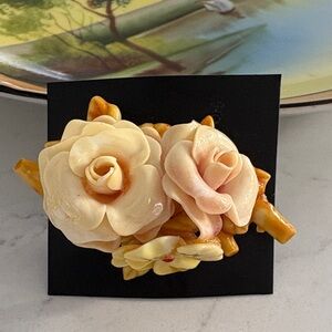1930 Floral Celluloid Floral‎ Brooch